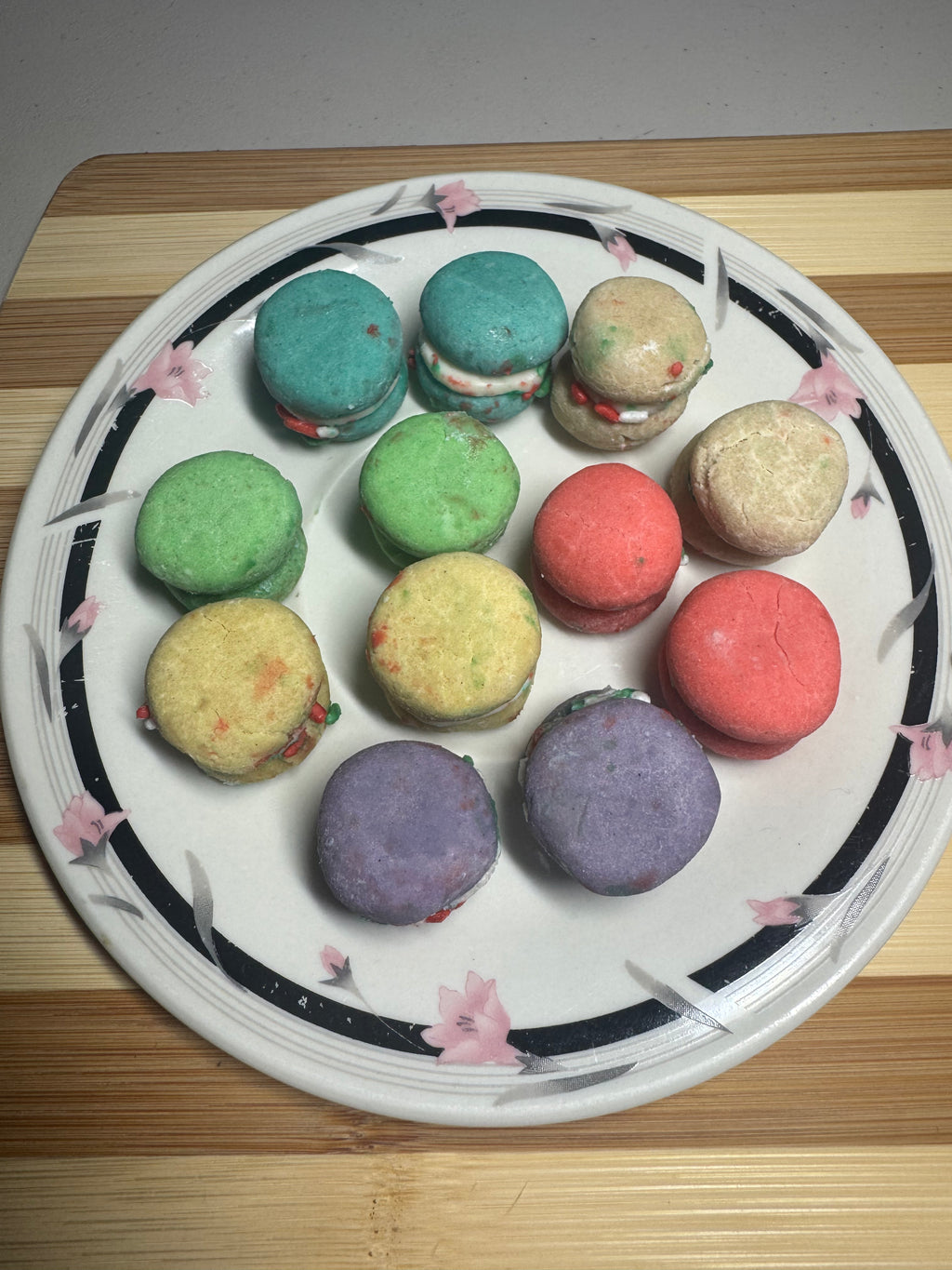 Macarons (Dog Treats)