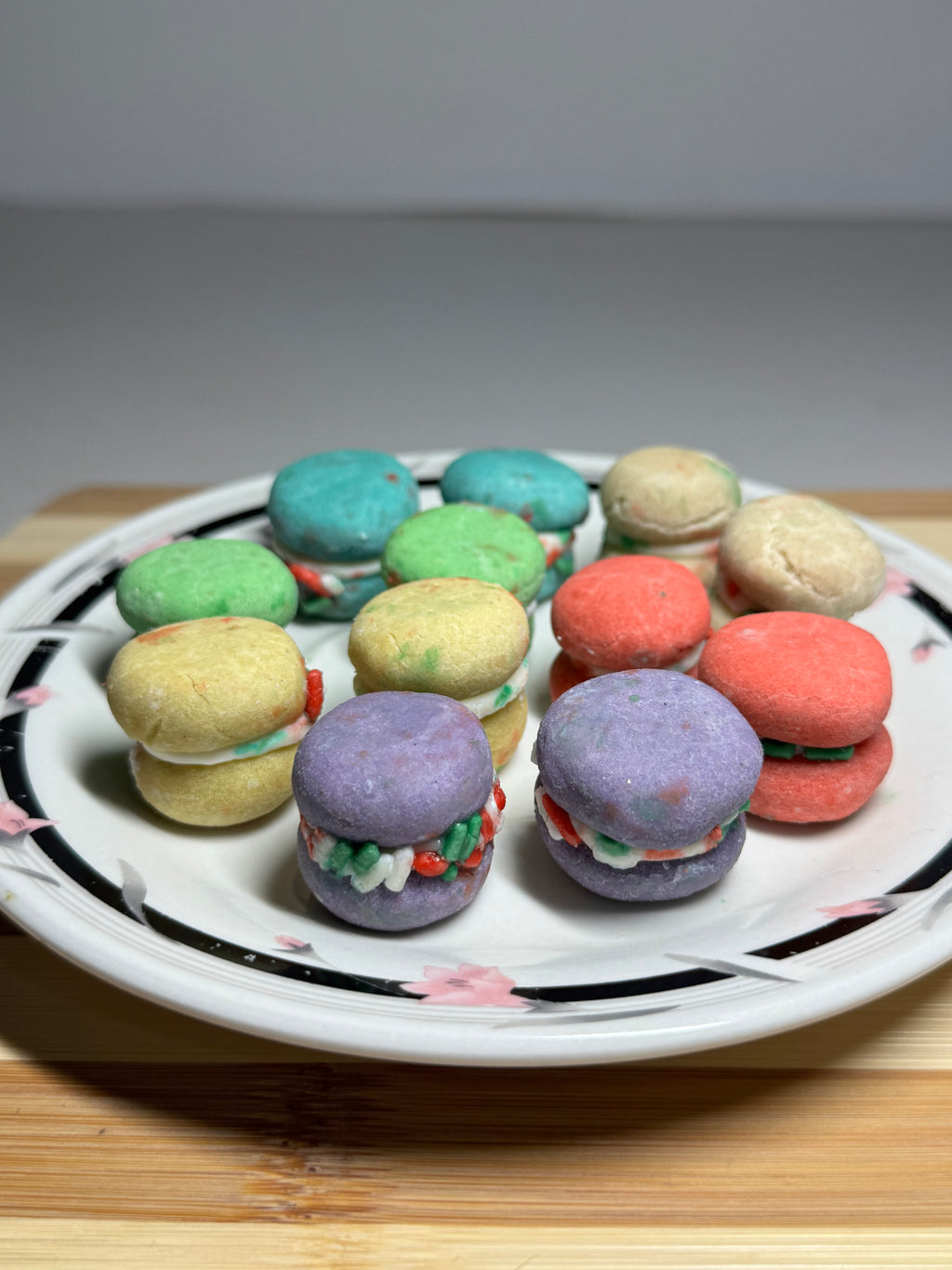 Macarons (Dog Treats)